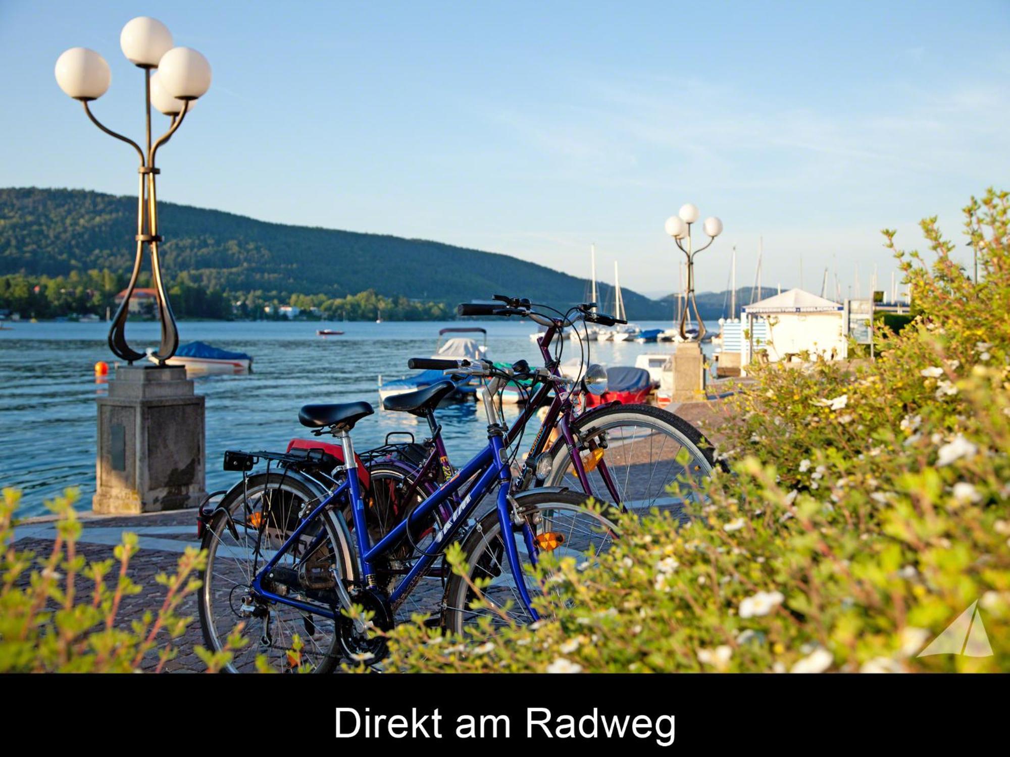 Hotel-Restaurant "Veldener Traumschiff" Direkt Am See In 2Min Im Zentrum Velden am Woerthersee Exterior photo