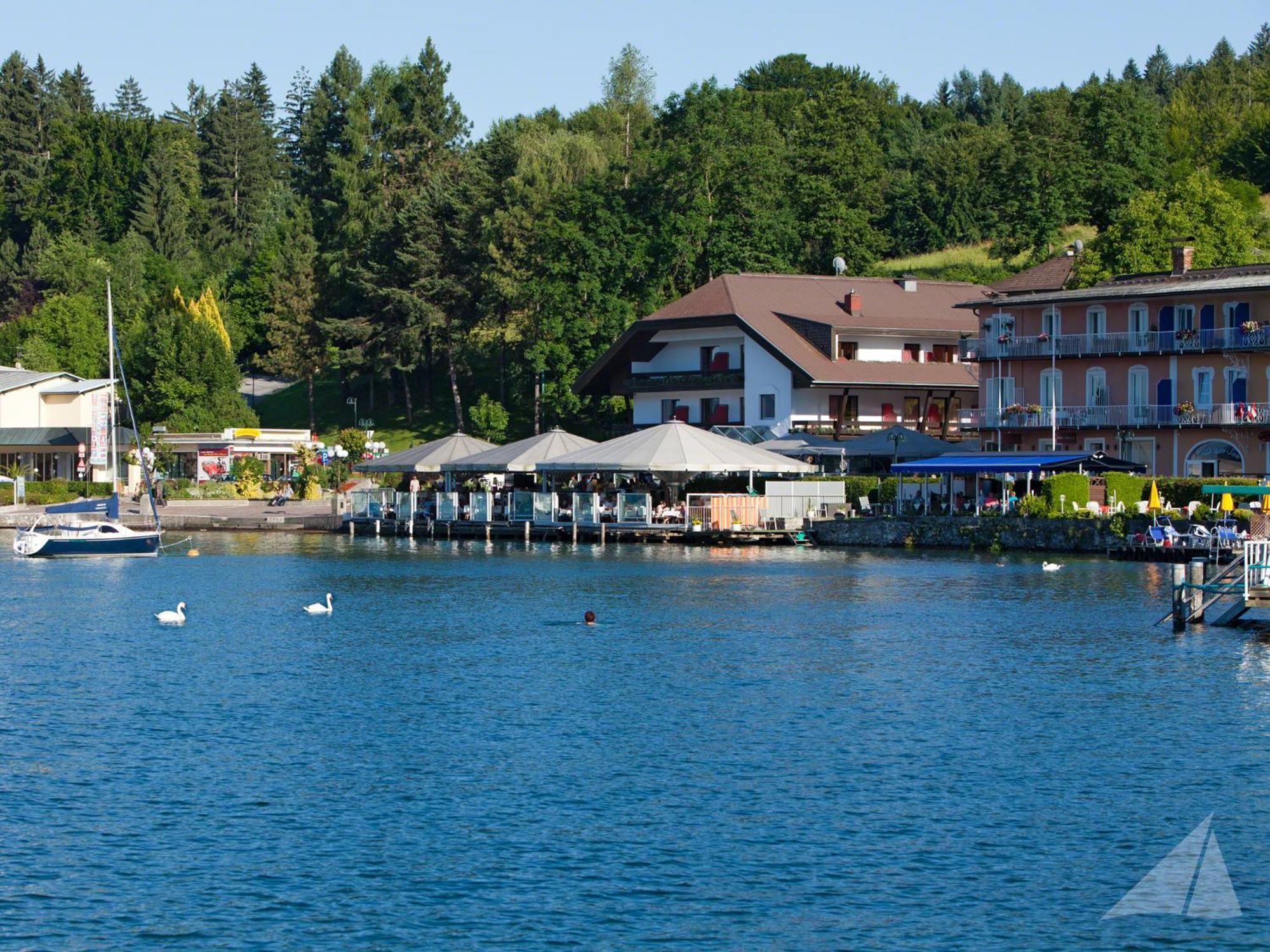 Hotel-Restaurant "Veldener Traumschiff" Direkt Am See In 2Min Im Zentrum Velden am Woerthersee Exterior photo