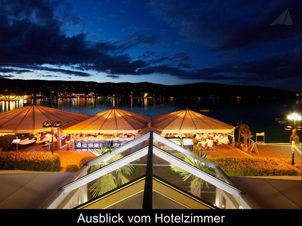 Hotel-Restaurant "Veldener Traumschiff" Direkt Am See In 2Min Im Zentrum Velden am Woerthersee Exterior photo